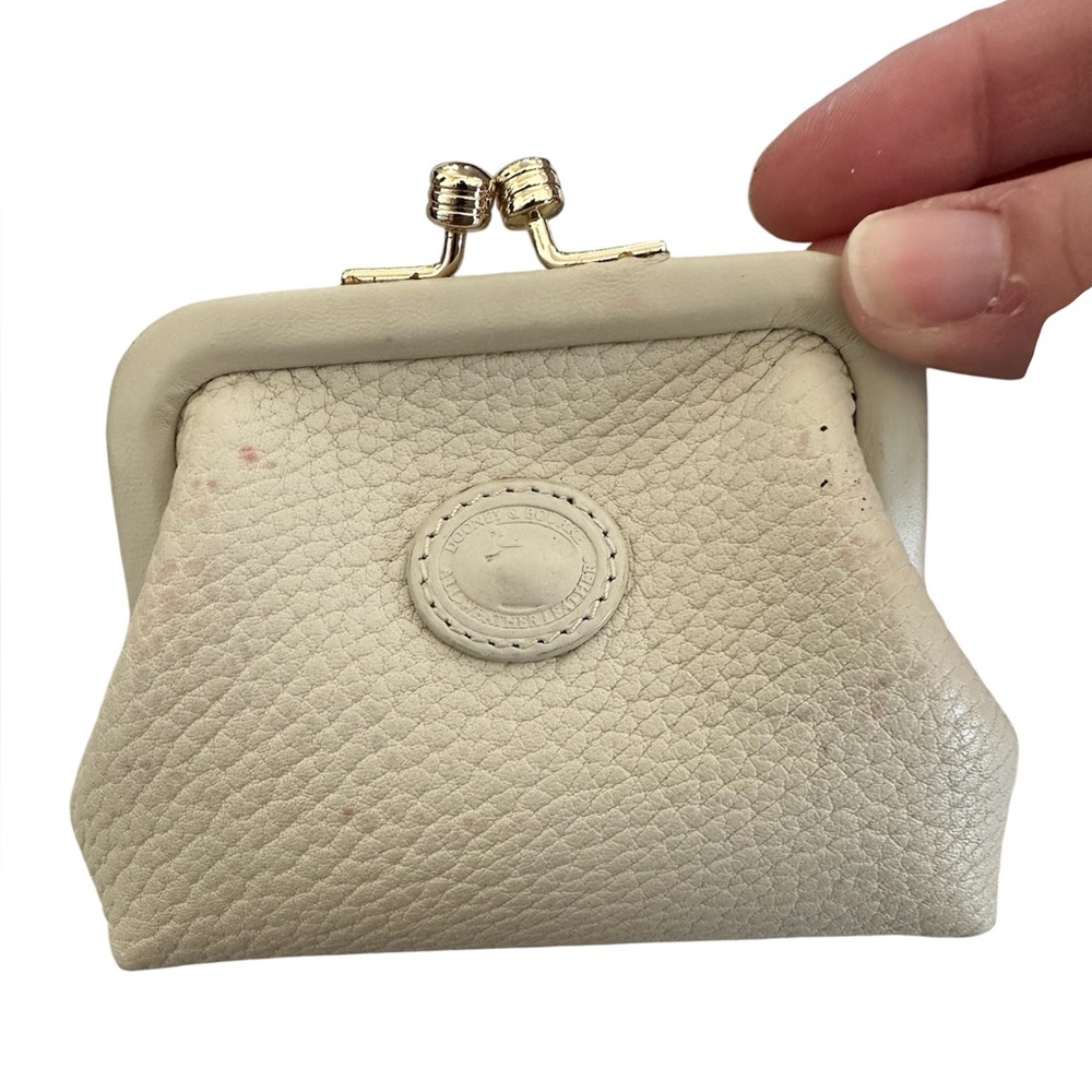 Dooney & Bourke Vintage Small All Ivory Pebbled Kisslock Coin Purse Pouch Wallet